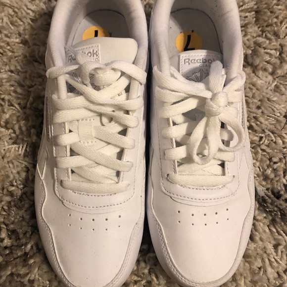 All white gum bottom Reeboks - Picture 2 of 4